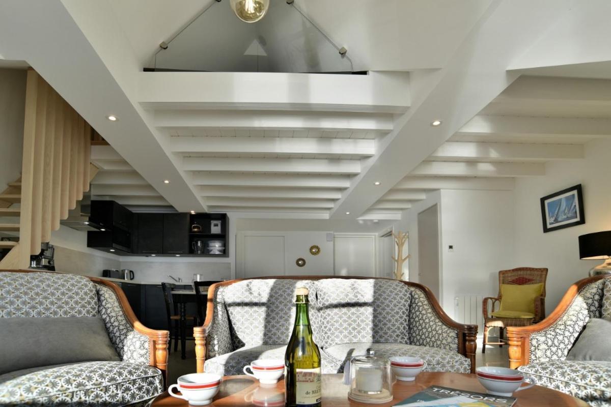 Lostra 2 - Appartement Avec Mezzanine, Front De Mer A Cancale Sur Le Port De La Houle Экстерьер фото